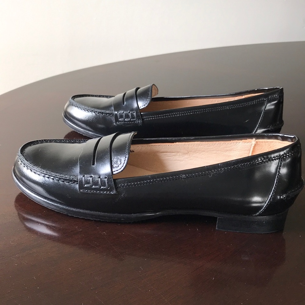L.k Bennett London size 7.5M Slip On Penny Loafers